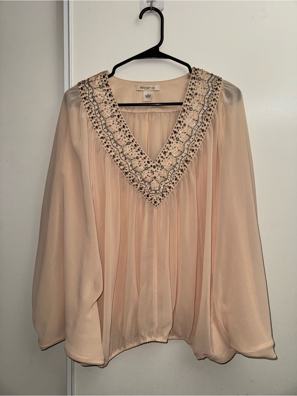 Arden B Peach Beaded V-Neck Peasant Blouse